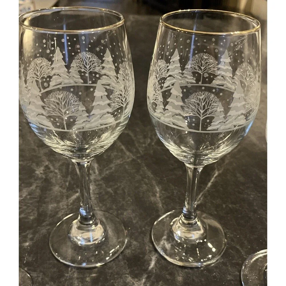 VNTG Set of 6 Winter Wonderland Scene White Frosted Trees Wine Goblets Gold Trim